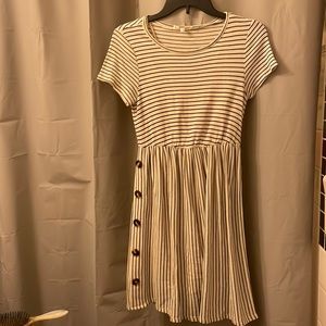 Short Sleeve Cinched Waist Dress